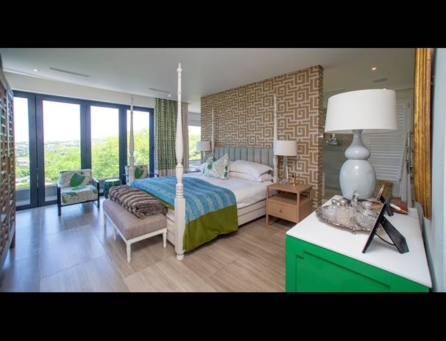 4 BEDROOM HOUSE FOR SALE IN LA LUCIA RIDGE